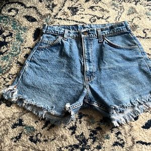 Levi Jean Short with orange tag!